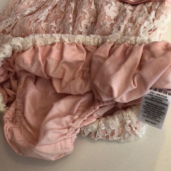 PIPER & POSIE BABY PINK LACE 2 piece set  3-6 mo. - Picture 6 of 8